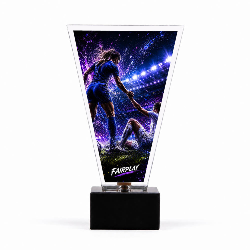 Signature Glaspokal Fußball Fairplay Weiblich – Produktansicht